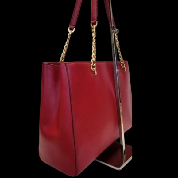 MICHAEL KORS Adele Burgundy Studded Lrg Shld Bag w/ Gld Chain & Lea Strap | EUC - Picture 9 of 16